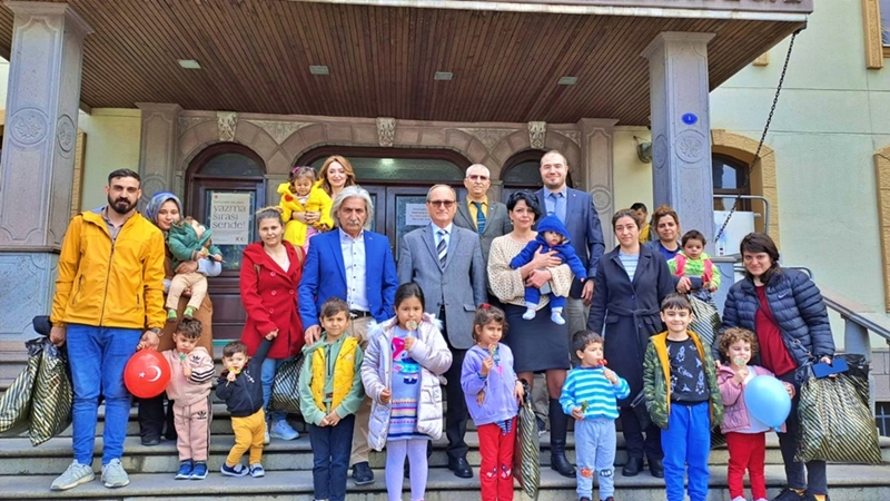 BORNOVA KAYMAKAMLIĞINDAN DEPREMZEDE ÇOCUKLARIMIZA SÜRPRİZ